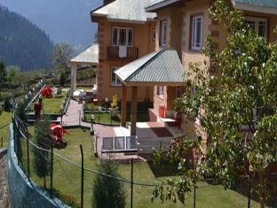 Paristan Resort Pahalgām Exteriör bild